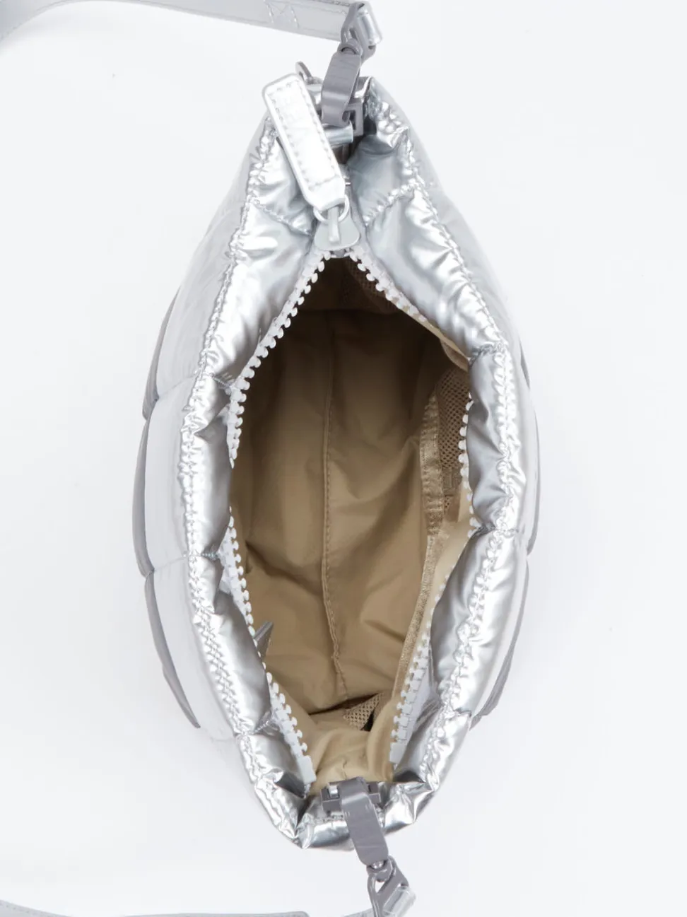 VeeCollective Berlin – Schultertasche aus Nylon in Anthrazit