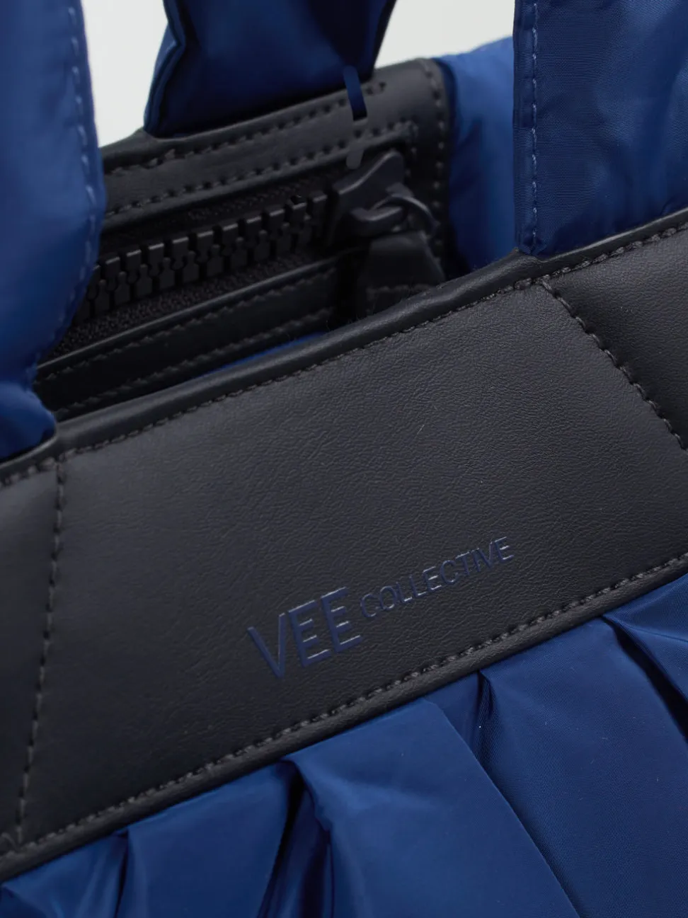 VeeCollective Berlin – Shopper