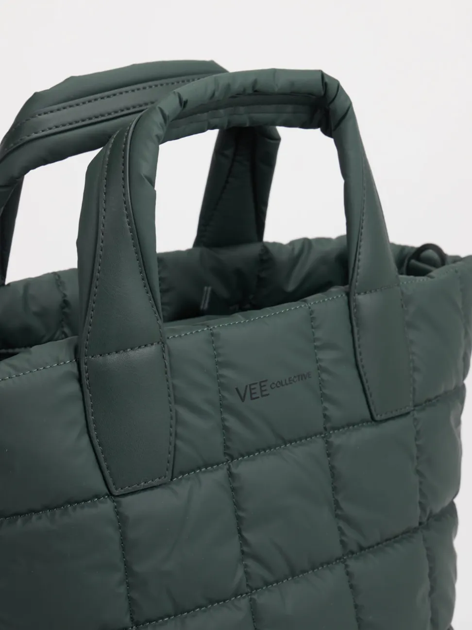 VeeCollective Berlin – Shopper Bag aus Nylon grün