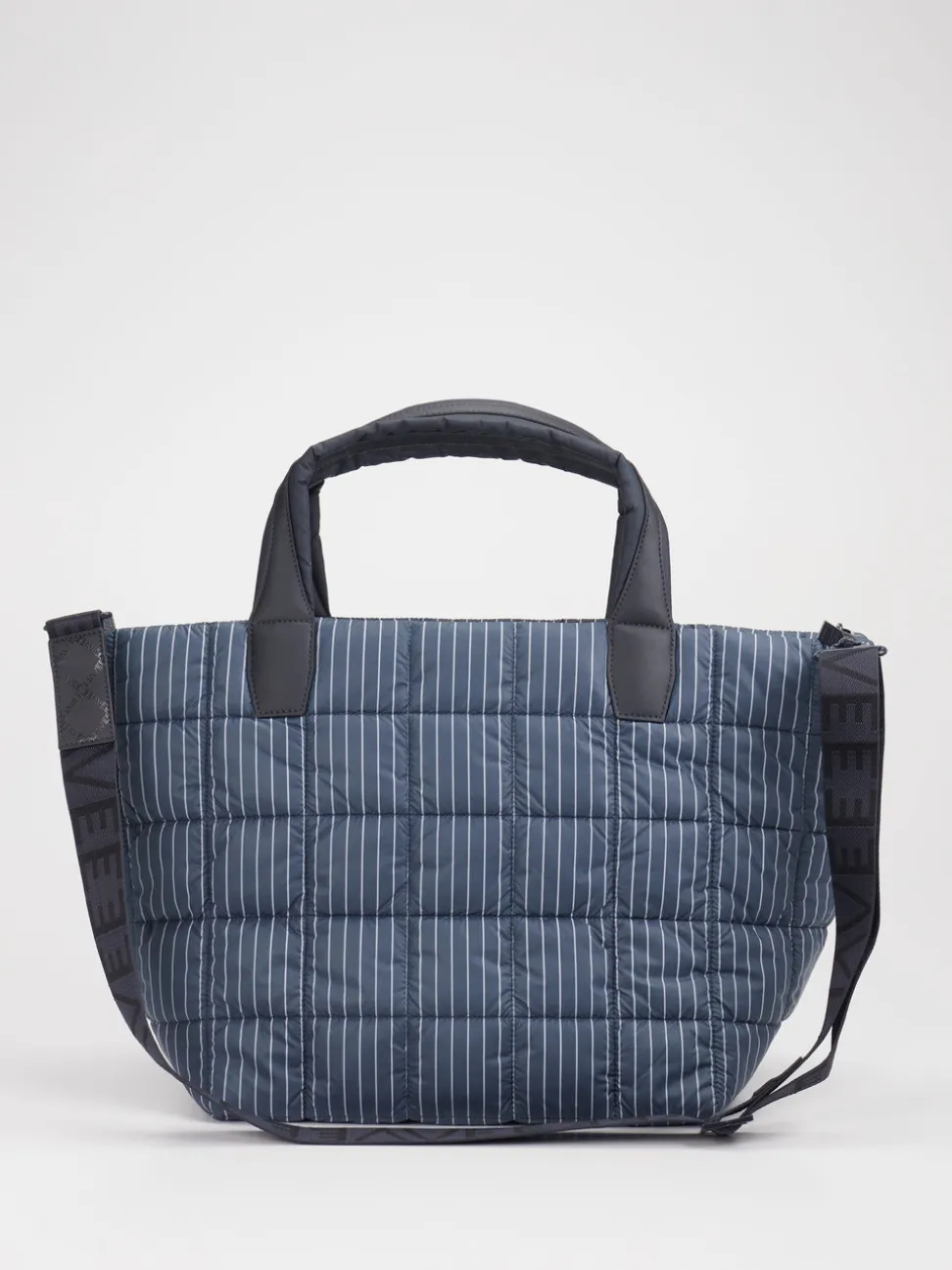 VeeCollective Berlin – Shopper aus Nylon Dunkelblau