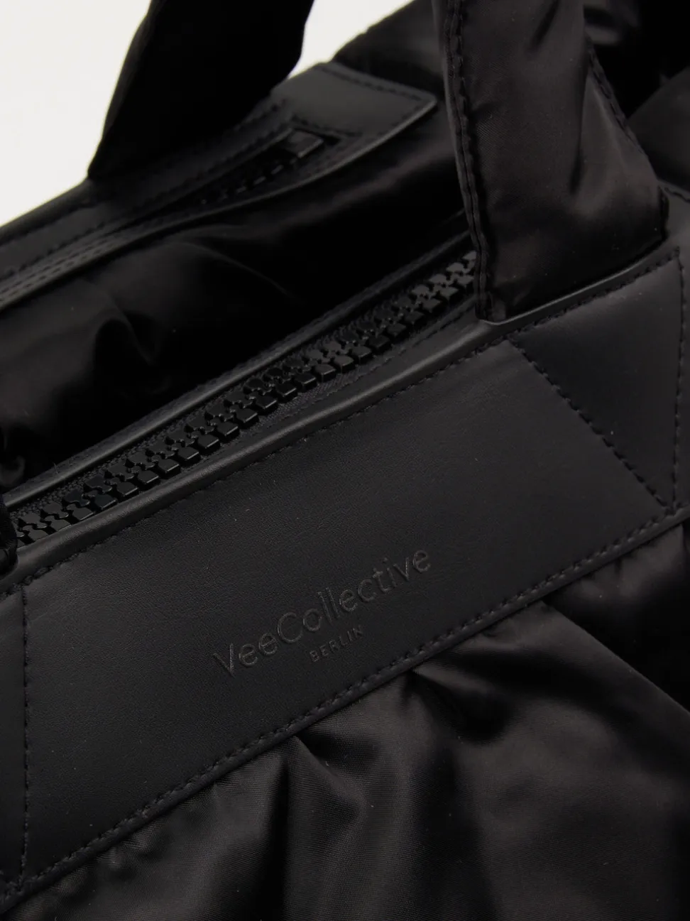 VeeCollective Berlin – Shopper aus Nylon schwarz