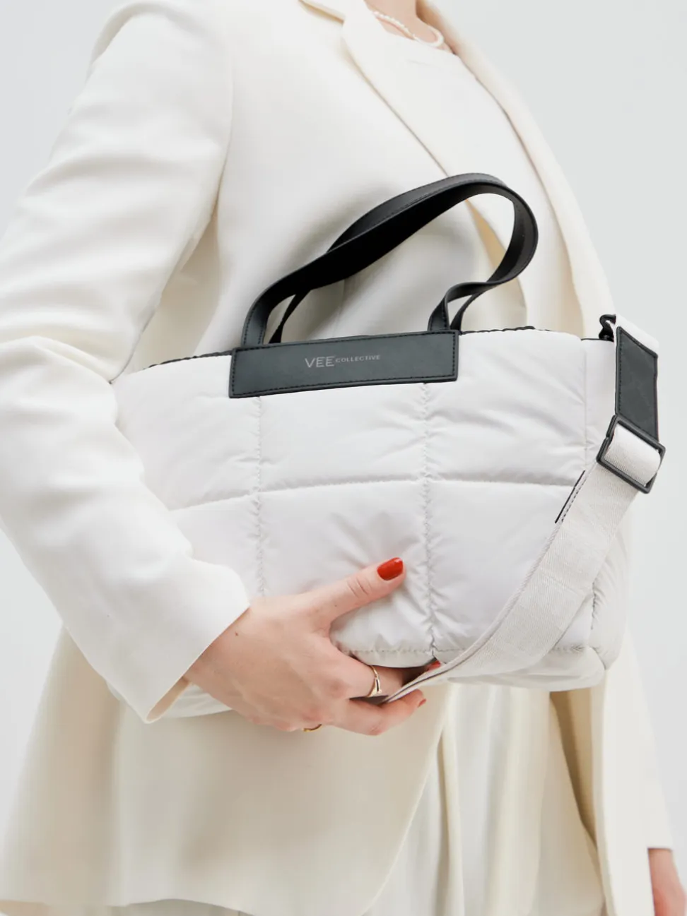 VeeCollective Berlin – Shopper aus Nylon in Offwhite