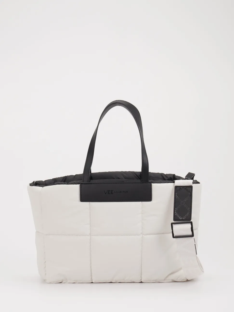 VeeCollective Berlin – Shopper aus Nylon in Offwhite