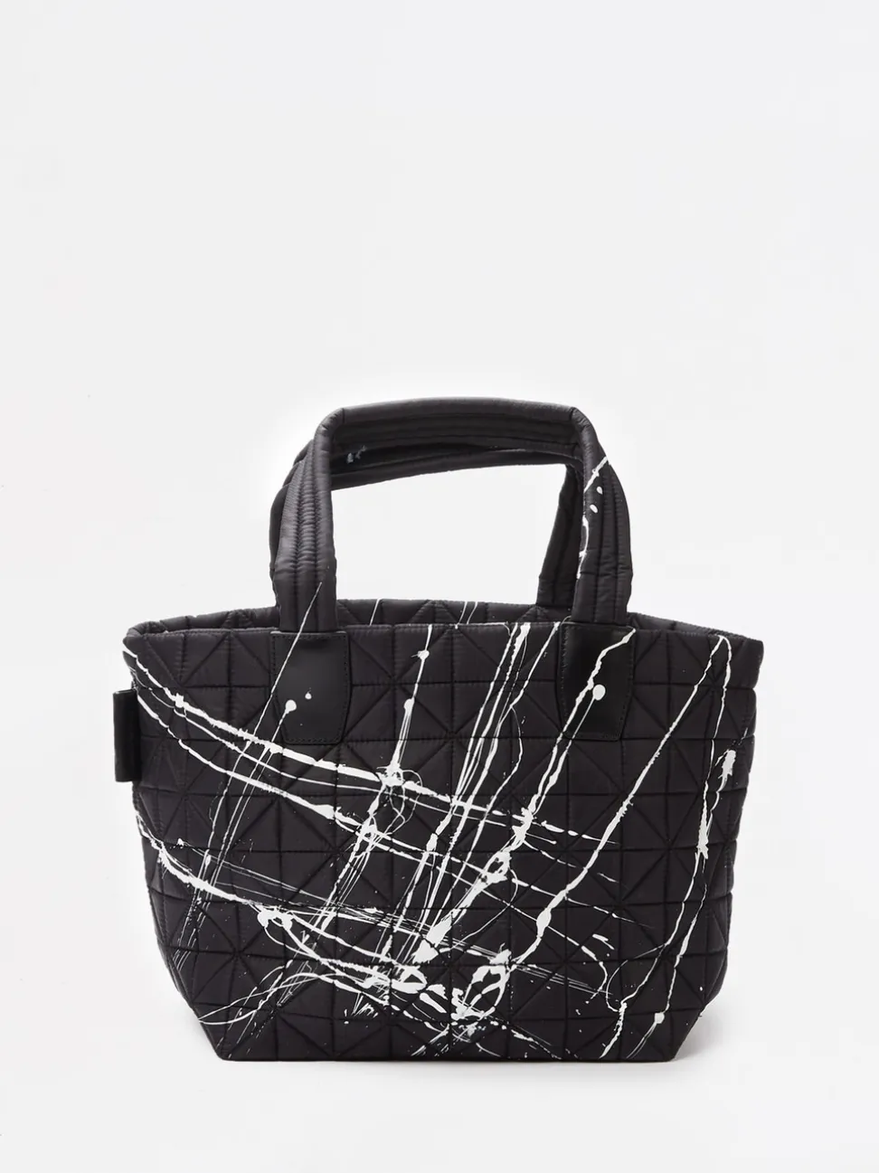 VeeCollective Berlin – Shopper