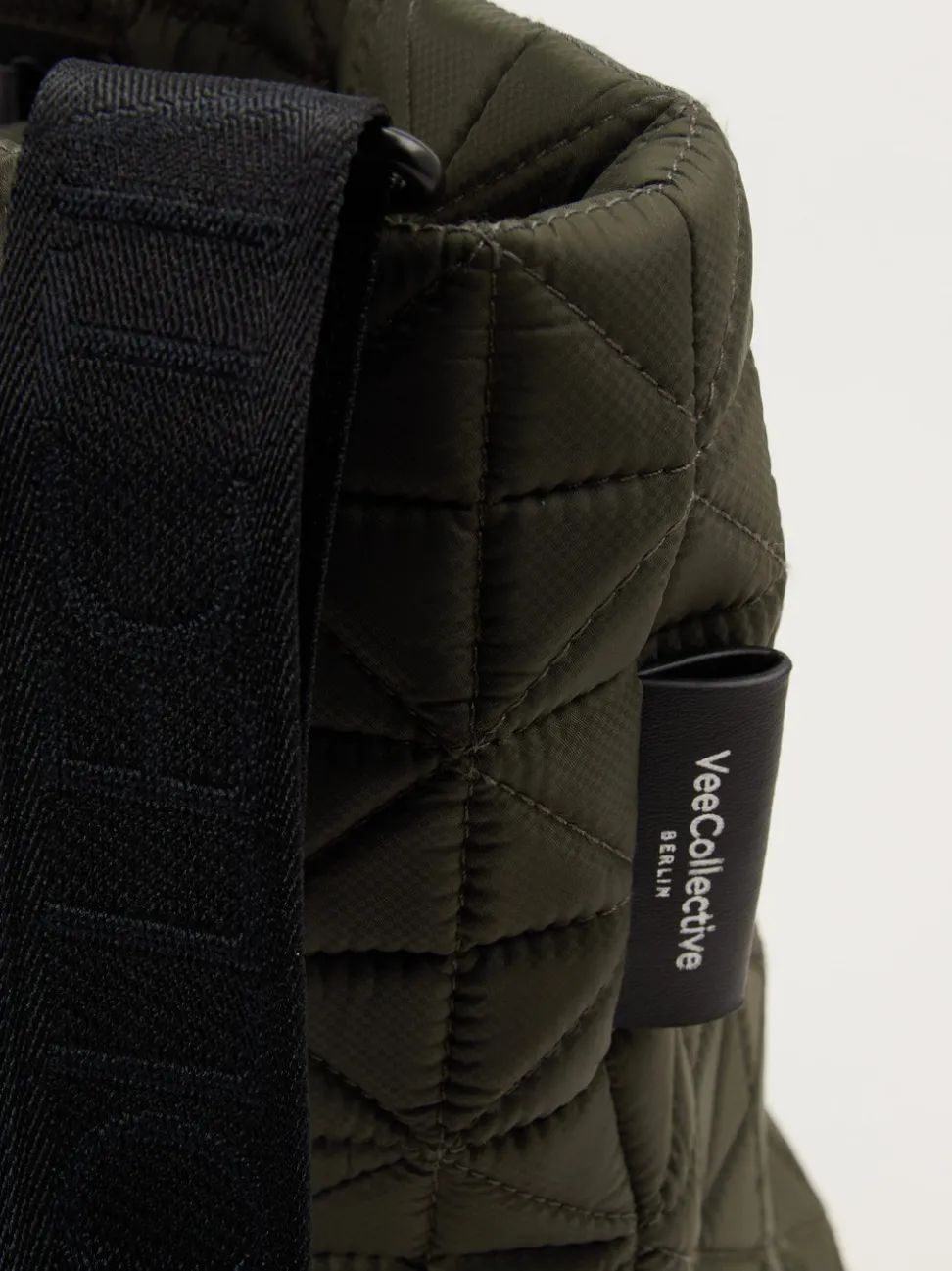 VeeCollective Berlin – Shopper aus Ripstop-Nylon Olivgrün