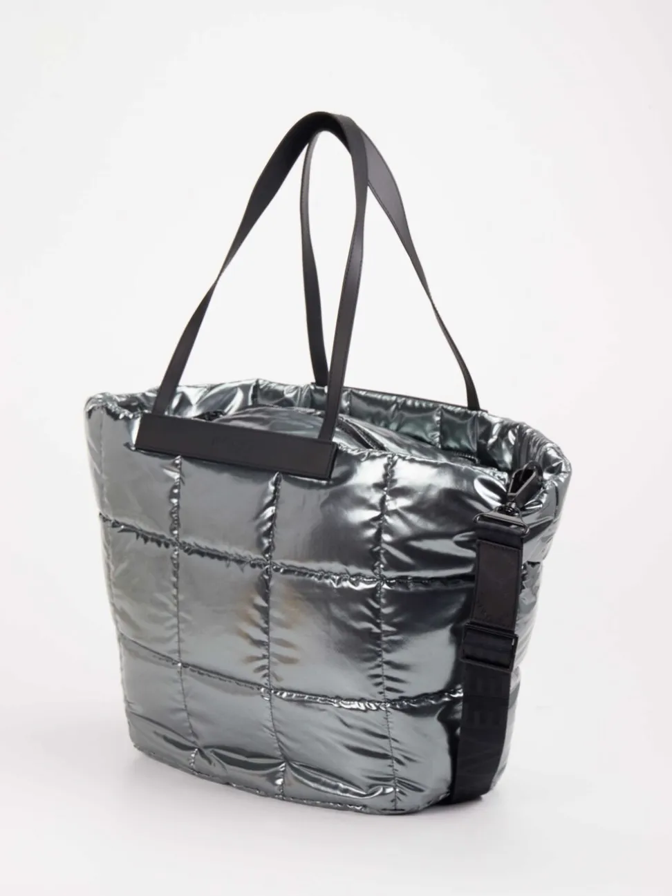 VeeCollective Berlin – Shopper