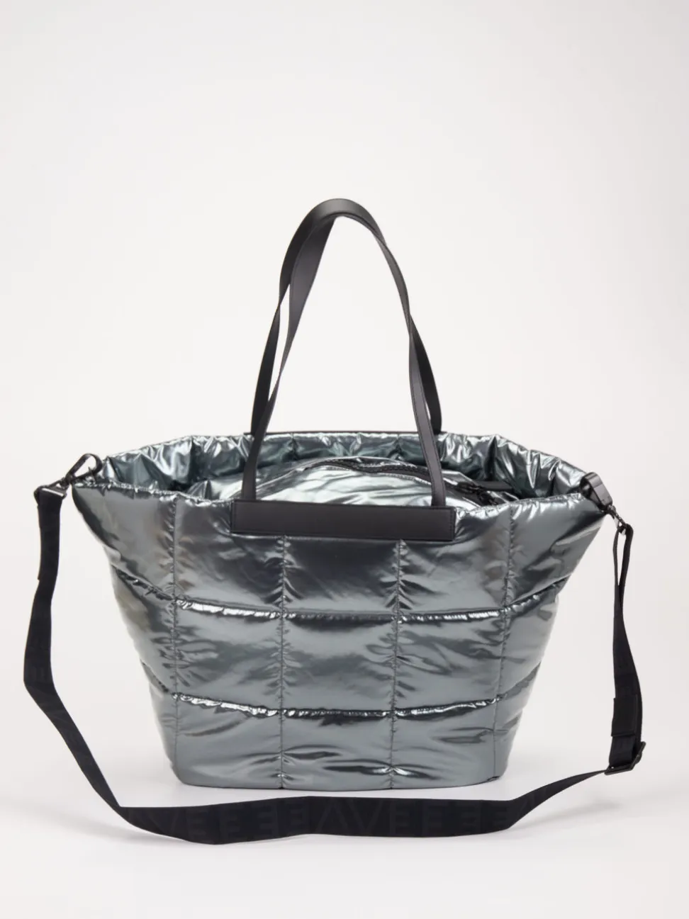 VeeCollective Berlin – Shopper
