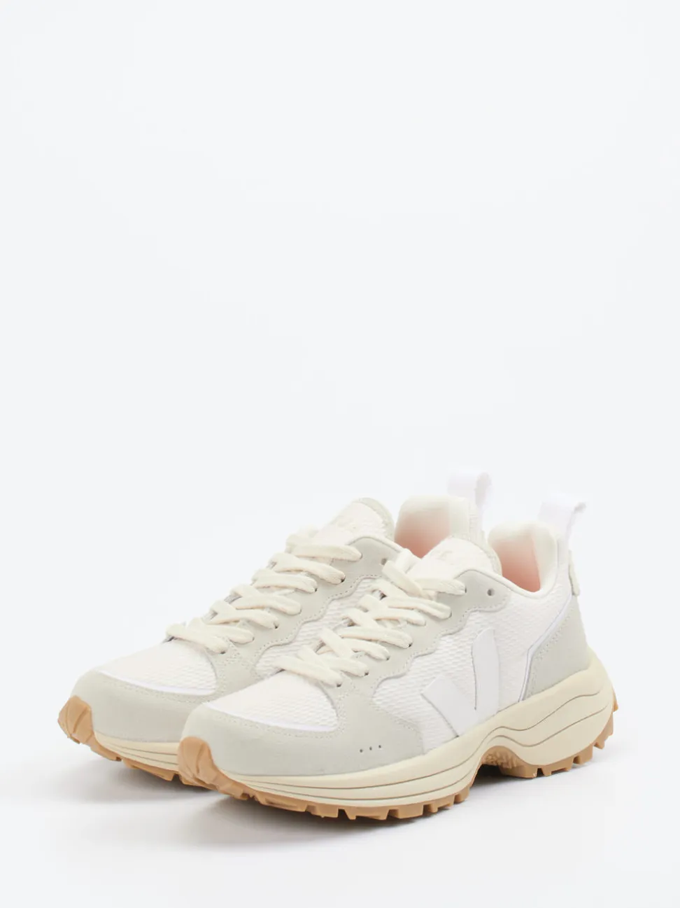 VEJA – Chunky Sneaker aus Textil und Veloursleder creme