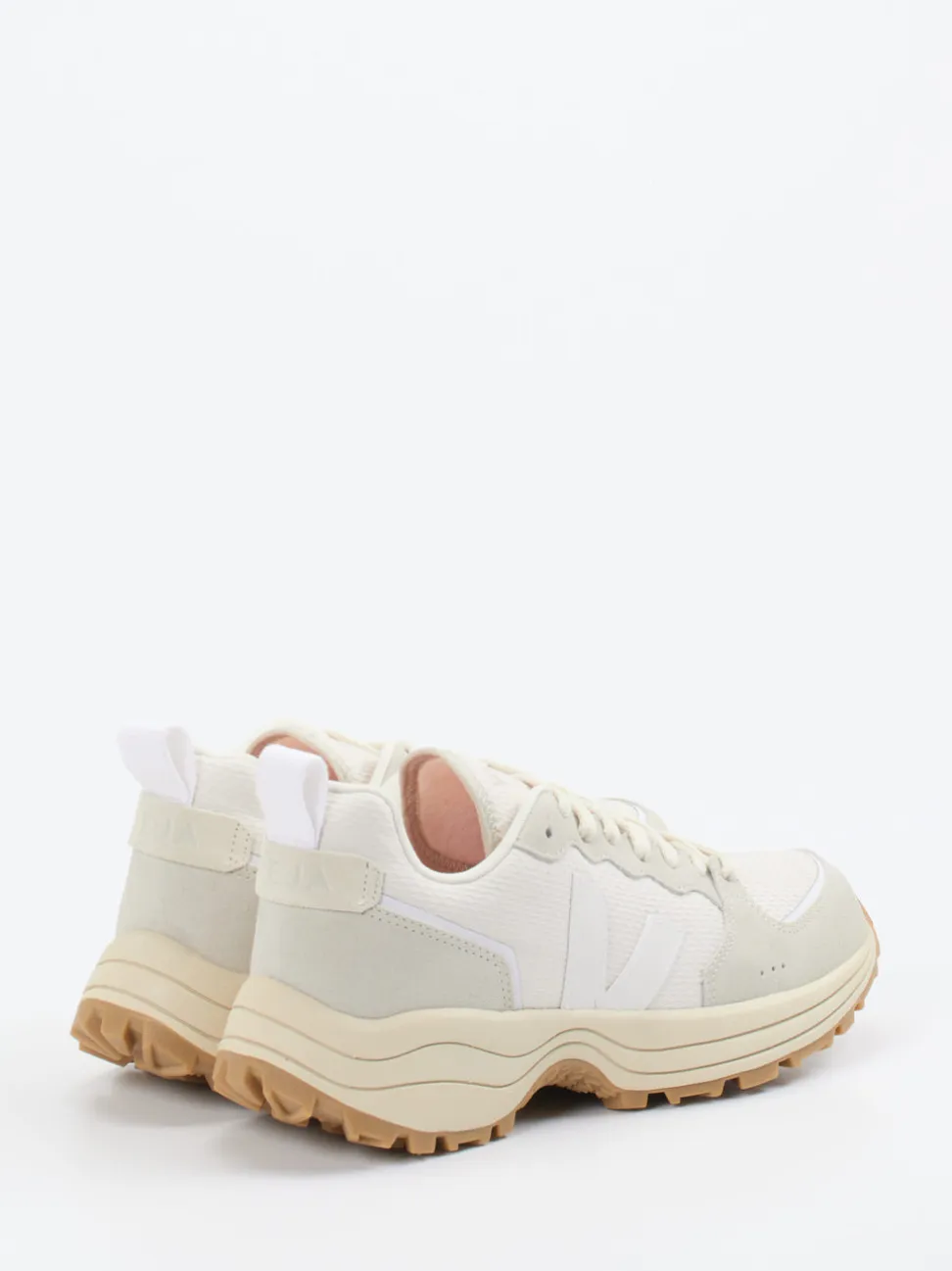 VEJA – Chunky Sneaker aus Textil und Veloursleder creme