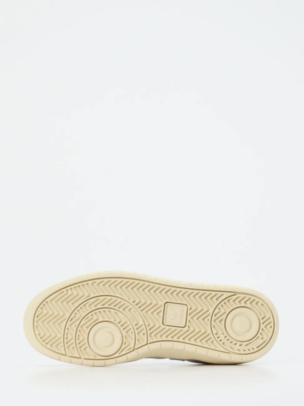 VEJA – Low-Top Sneaker aus Kalbleder und Velours