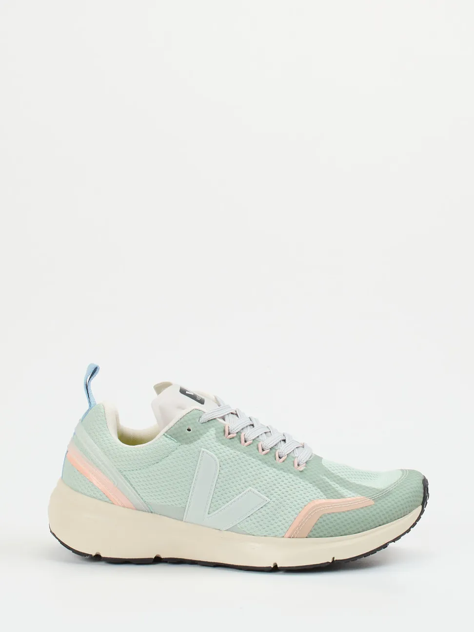 VEJA – Performance-Sneaker aus Alveomesh in Pastell