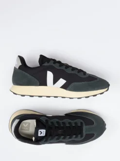 VEJA – Retro-Sneaker aus Mesh und Veloursleder Schwarz