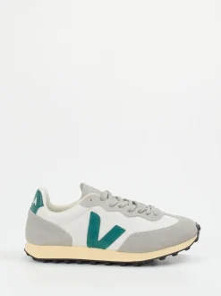VEJA – Retro-Sneaker aus Mesh und Veloursleder Offwhite