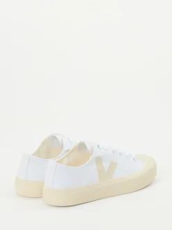 VEJA – Sneaker aus Canvas in Cremeweiß