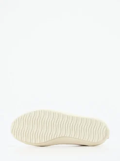 Veja – Sneaker aus Canvas in Altrosa