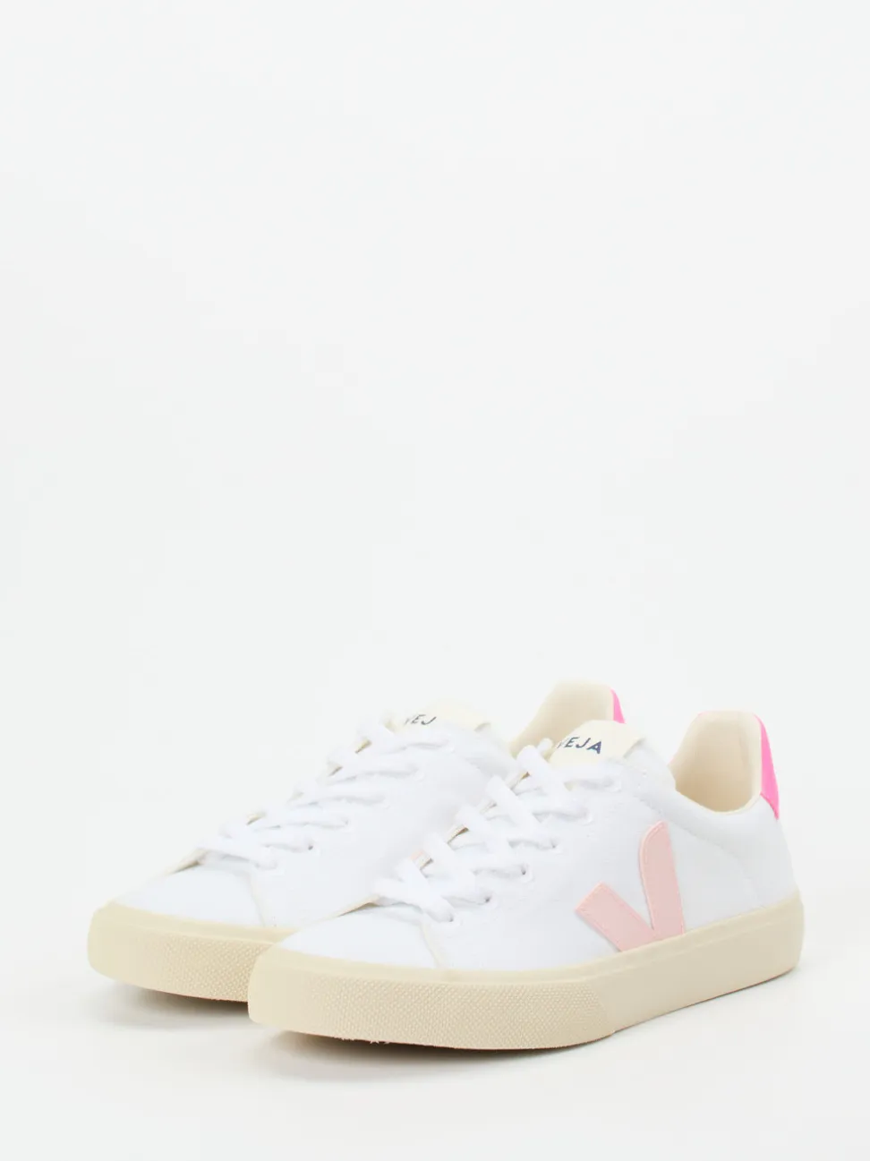 VEJA – Sneaker aus Canvas in Weiß mit Pastellakzent