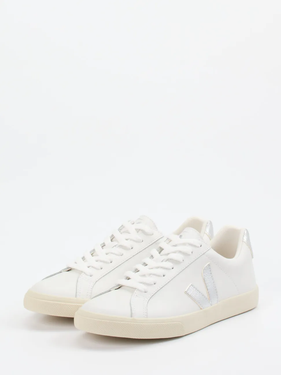 VEJA – Sneaker aus Kalbleder mit Metallic-Details