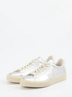 VEJA – Sneaker aus Kalbleder in Silber
