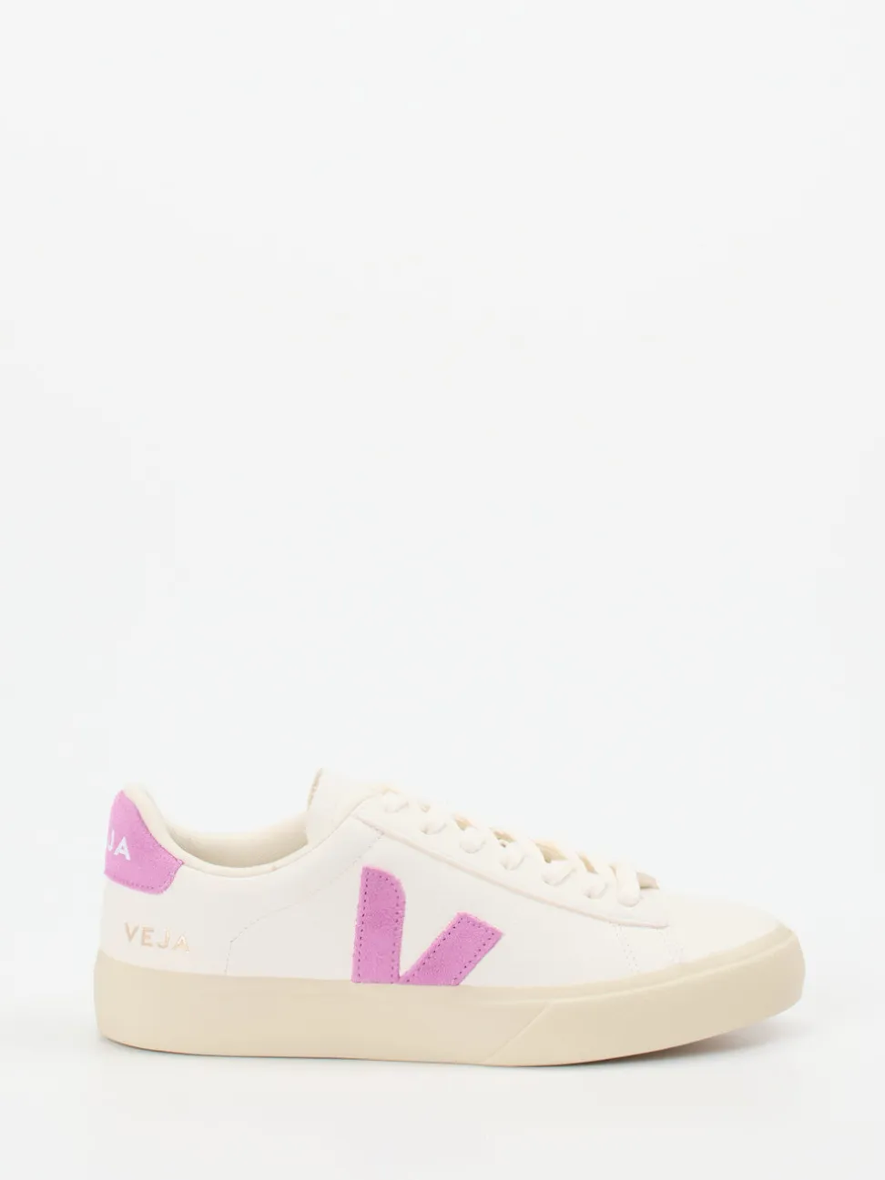 VEJA – Sneaker aus Kalbleder in Cremeweiß