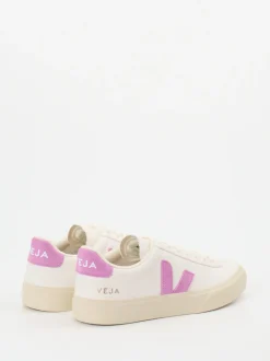 VEJA – Sneaker aus Kalbleder in Cremeweiß