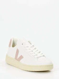 VEJA – Sneaker aus Kalbleder in Weiß und Rosé