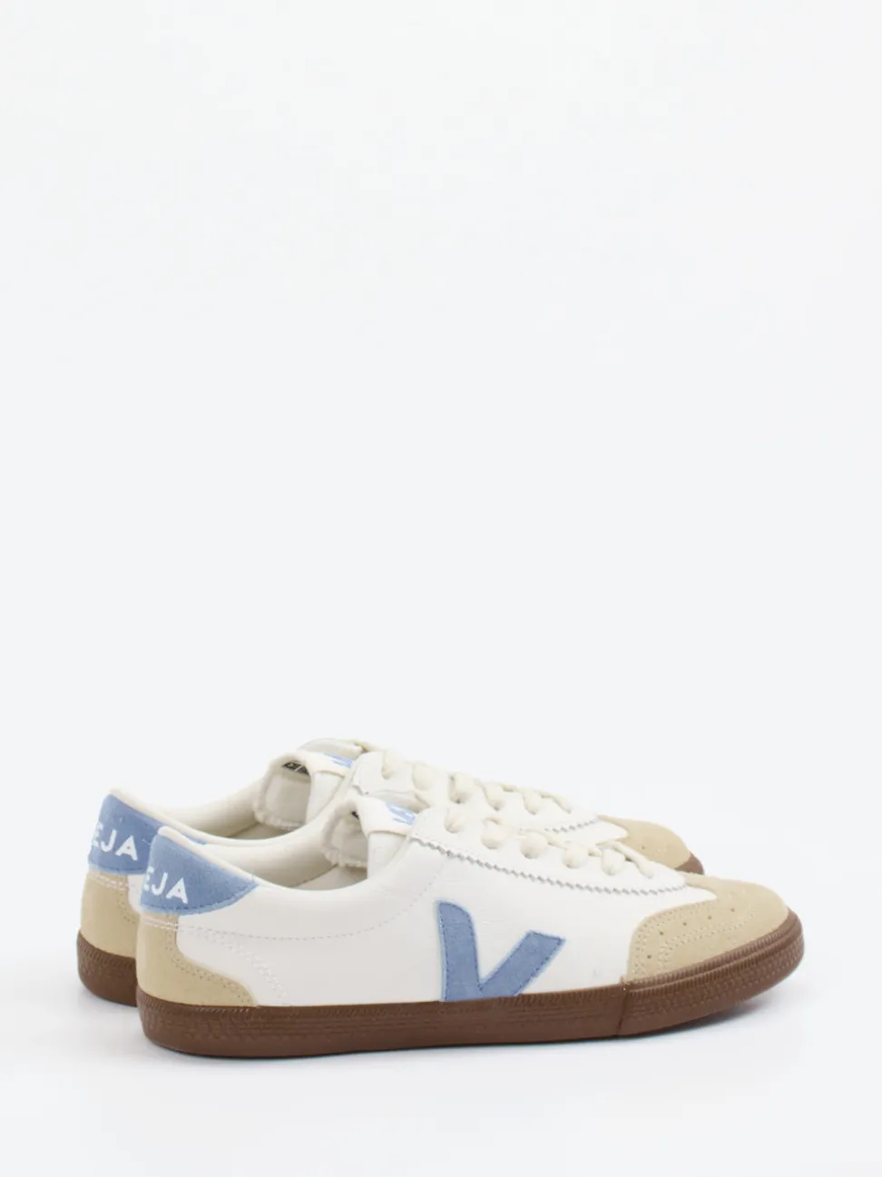 VEJA – Sneaker aus Kalbleder in Cremeweiß