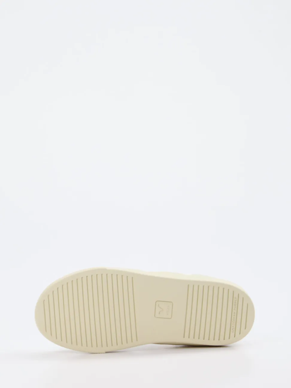 Veja – Sneaker aus Kalbleder in Cremeweiß
