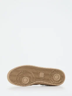 VEJA – Sneaker aus Kalbleder in Weiß