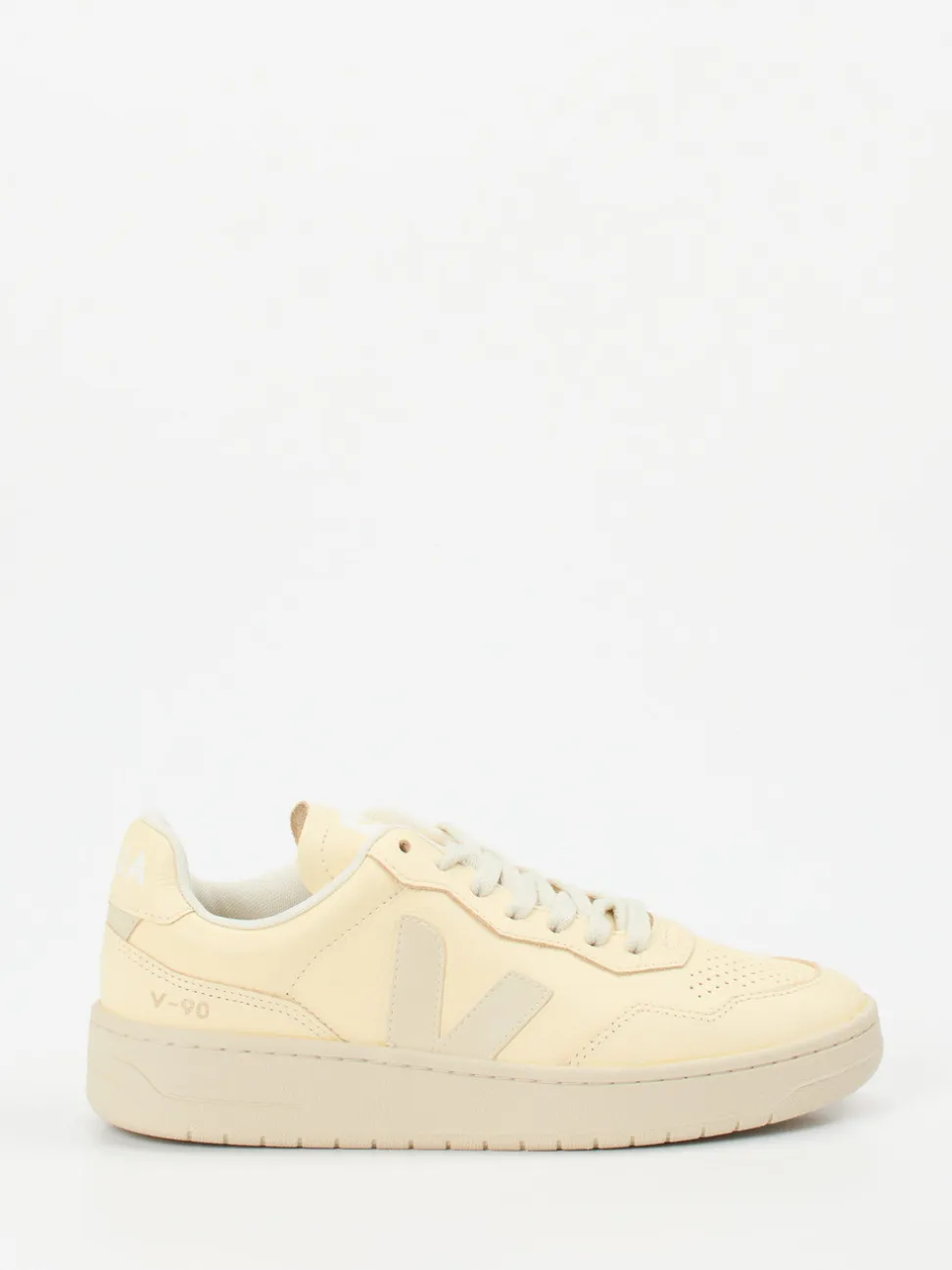VEJA – Sneaker aus Kalbleder in Beige