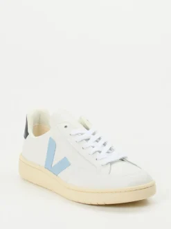 Veja – Sneaker aus Leder in Weiß mit Logo-Details