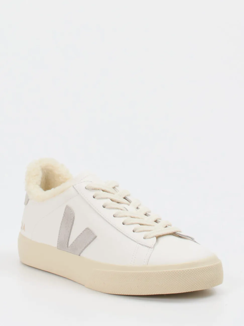 Veja – Sneaker aus Leder mit Wollfutter cremeweiß
