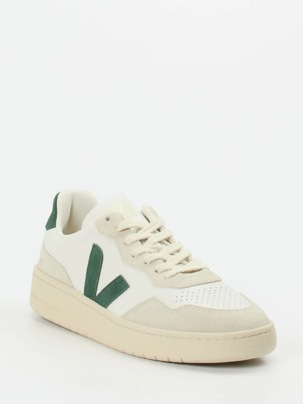 VEJA – Sneaker aus Leder und Velours in Beige