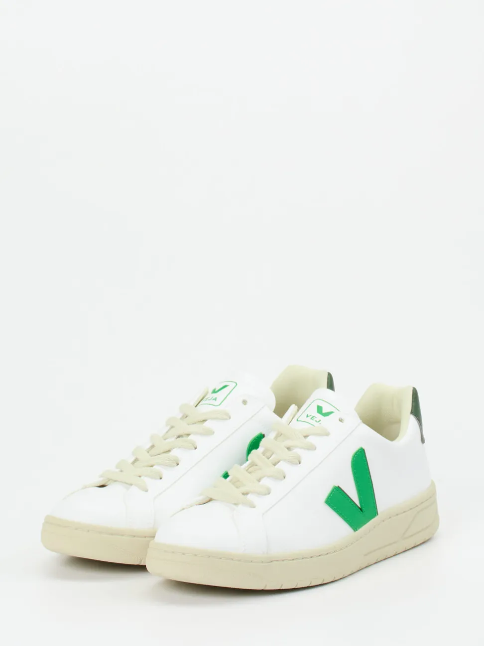 VEJA – Sneaker aus veganem Glattleder weiß