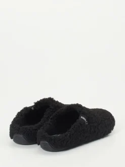 Verbenas – Hausschuhe aus Textilfleece in Schwarz
