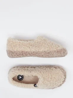 Verbenas – Slipper aus Textil mit Kunstfellstruktur beige