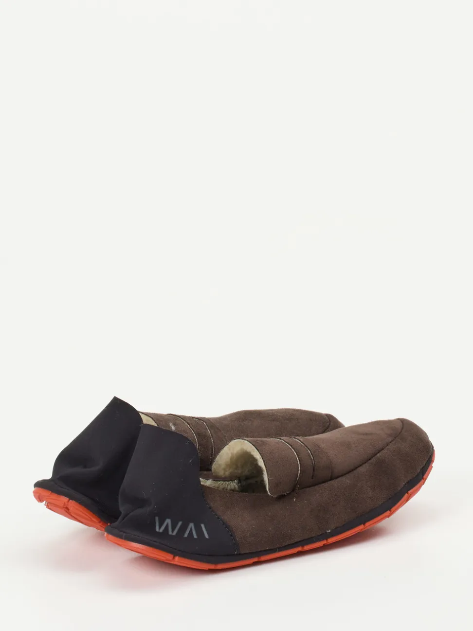 Wai – Slipper aus Synthetik in Schokobraun