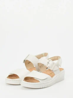 Waldläufer – Komfortsandale aus Kalbleder Offwhite