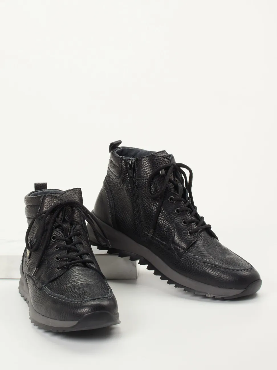 Waldläufer – Schnürboots aus Hirschleder Schwarz