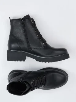 Waldläufer – Schnürboots aus Kalbleder schwarz