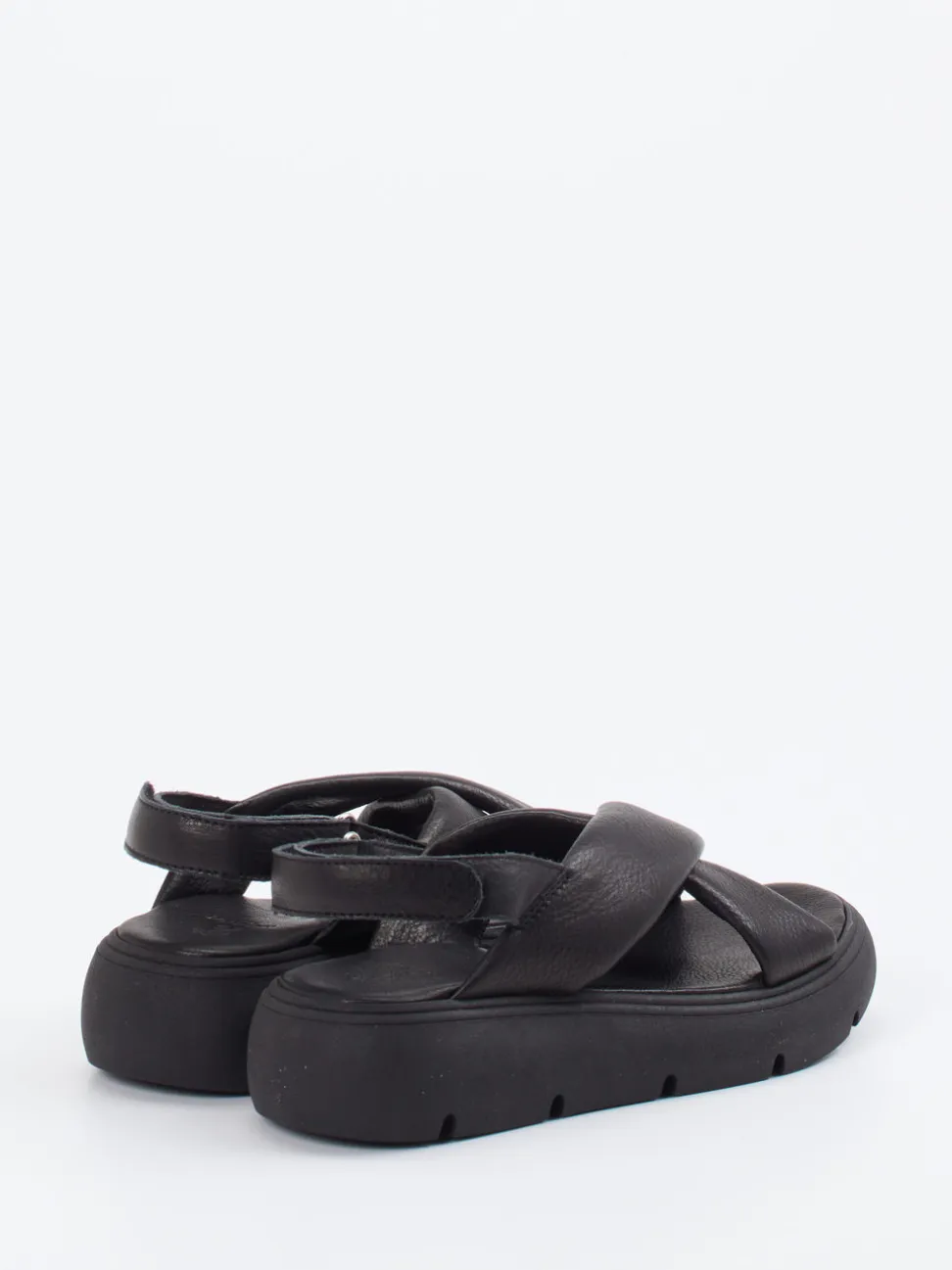 Werner – Plateau-Sandalen aus Kalbleder schwarz