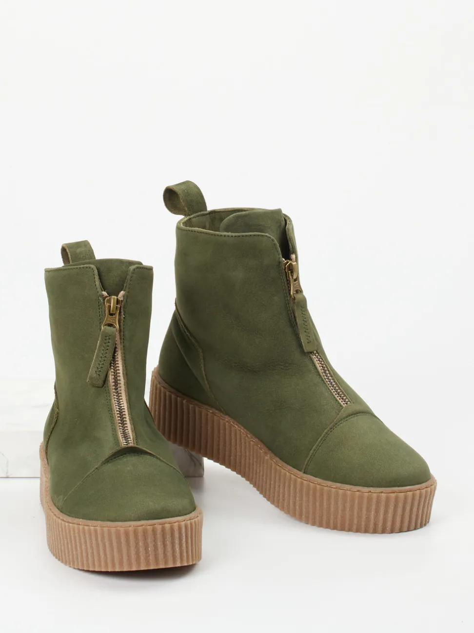 Werner – Stiefeletten aus Nubukleder Olivgrün