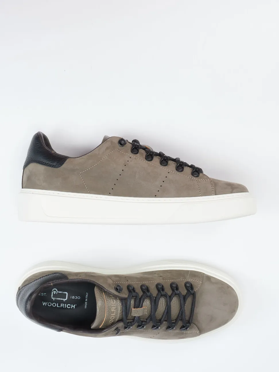 Woolrich – Sneaker aus Nubukleder in Taupe