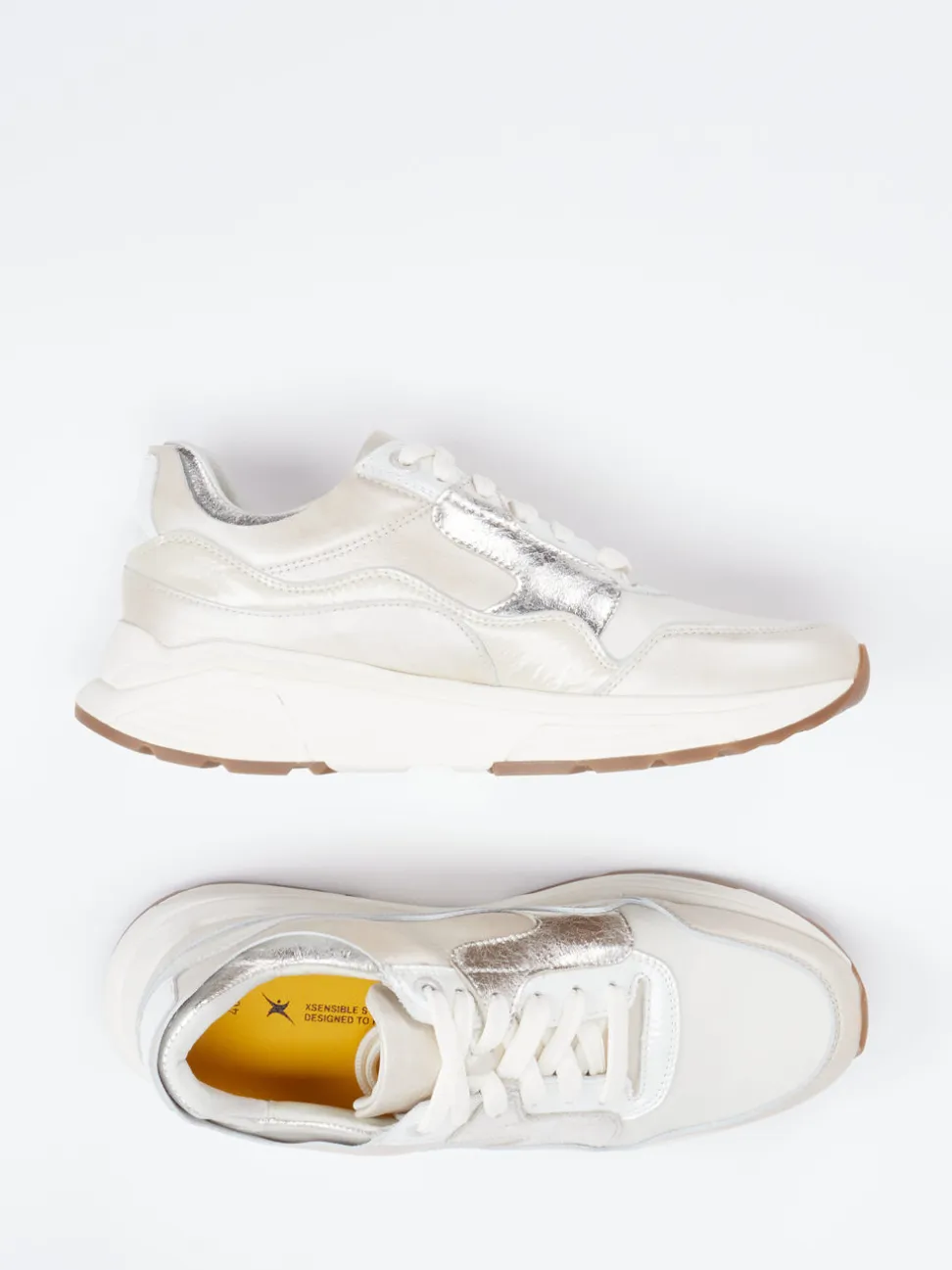 XSENSIBLE – Chunky Sneaker aus Metallicleder beige